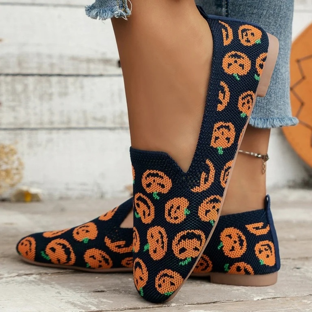 Pumpkin Patterned Loafers